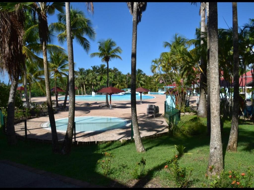 Studio Village Vacances,Vue Mer, Plage A 30M ,Wifi A Sainte Anne Экстерьер фото